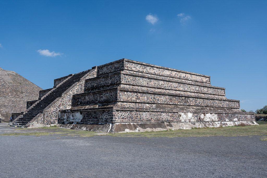 Pyramid of the Sun Teotihuacan · 멕시코시티 2박 3일 로컬조인 투어