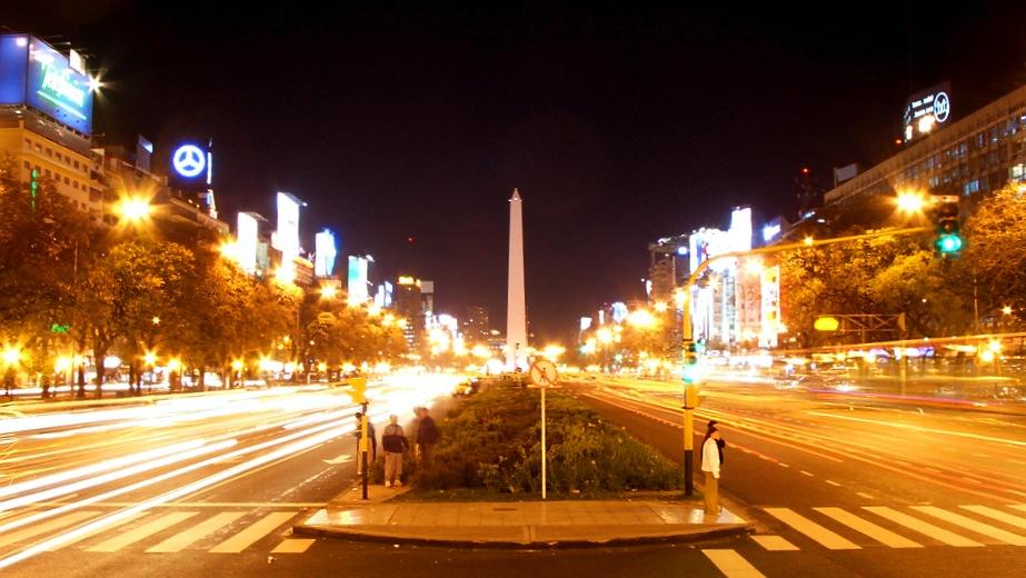 Obelisco Buenos Aires night · 아르헨티나 테마 관광 8박 12일