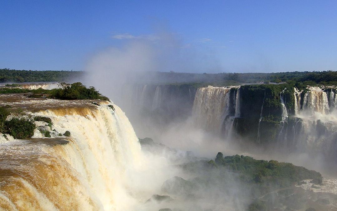 Iguazu Falls Brazil panorama · 아르헨티나 테마 관광 8박 12일